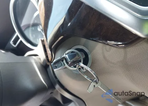 2015 Mercedes-Benz Ml 350 4Matic z USA, uszkodzony, nr VIN 4JGDA5HB4FA576366